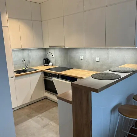 Sky Tower Self Check In 1 Bedroom Apartment Rzeszów Exterior foto